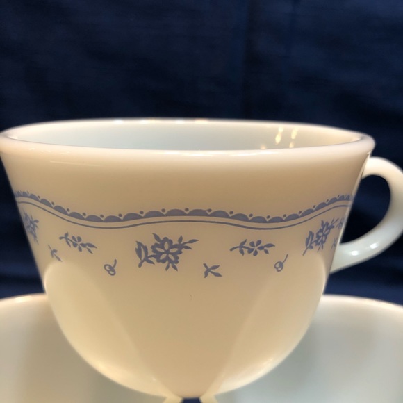 Pyrex Morning Blue coffee cups - Picture 2 of 4